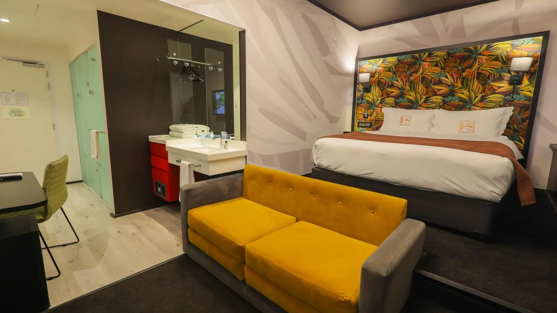 Hotel Sky Cape Town