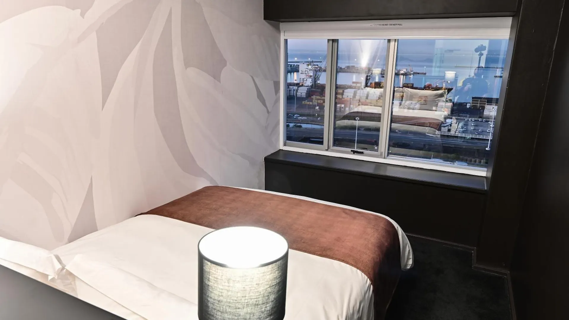 Hotel Sky Cape Town