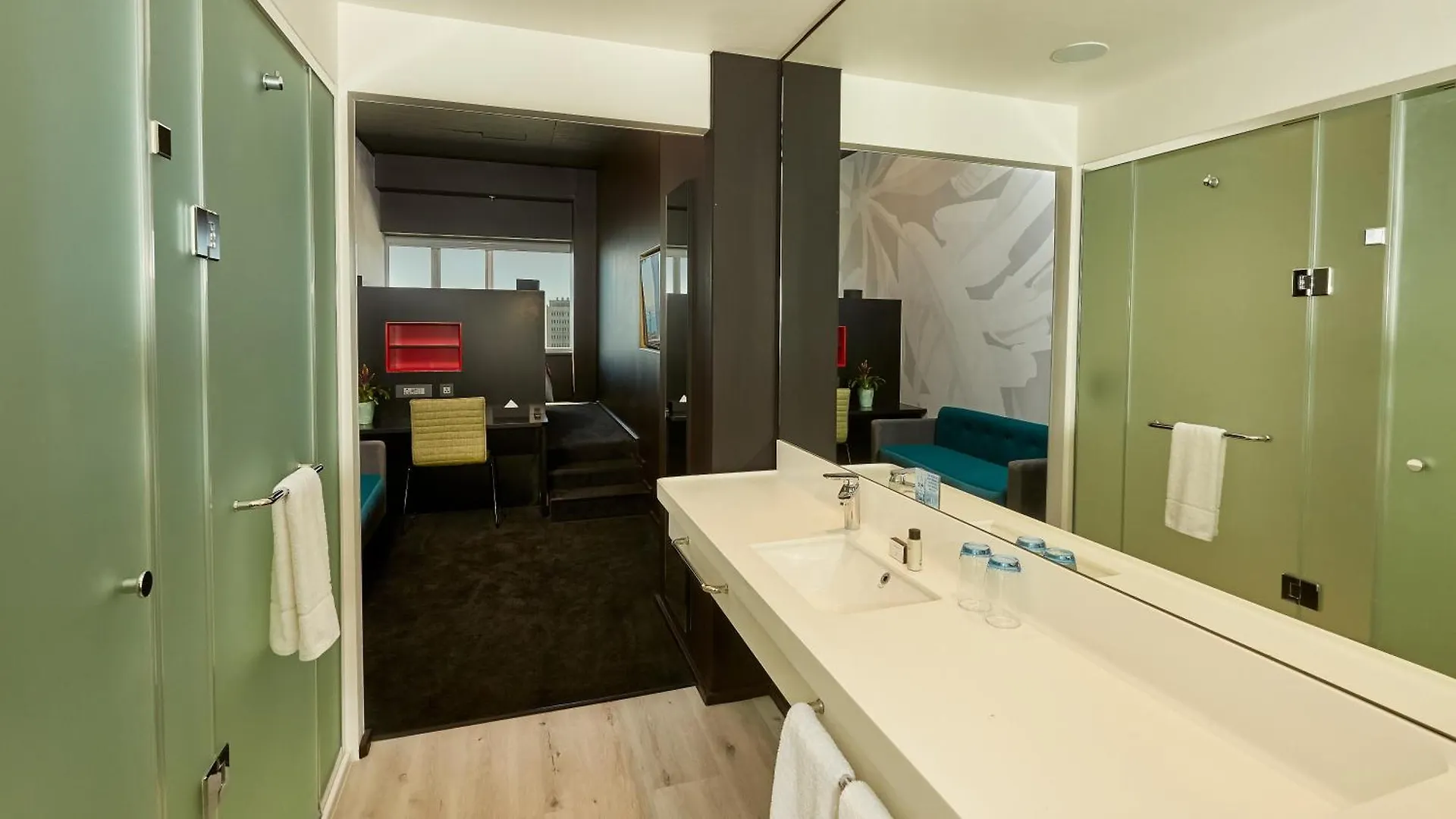 Hotel Sky Cape Town