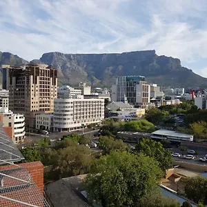 Panoramic Table Mountain View Apartment