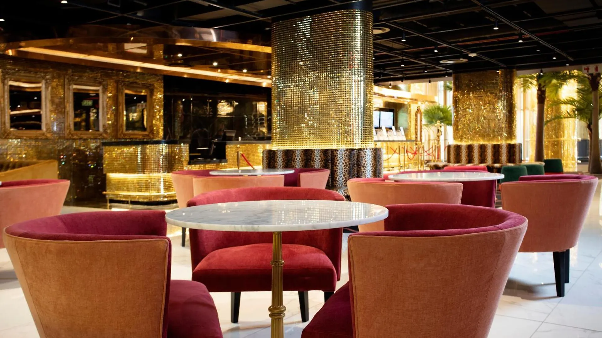 Hotel Sky Cape Town