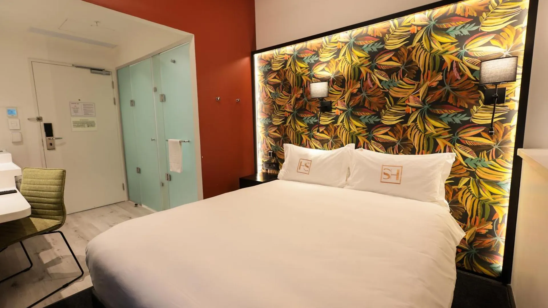 Hotel Sky Cape Town