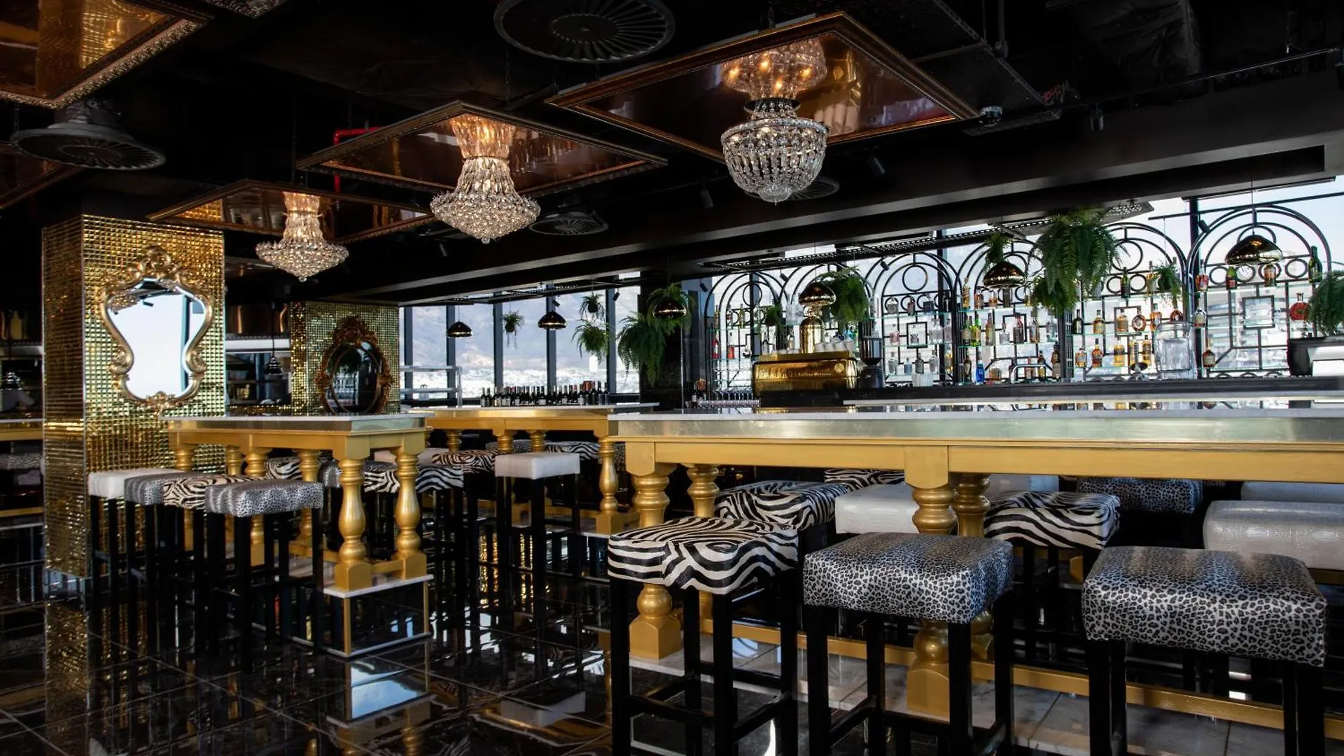 Hotel Sky Cape Town