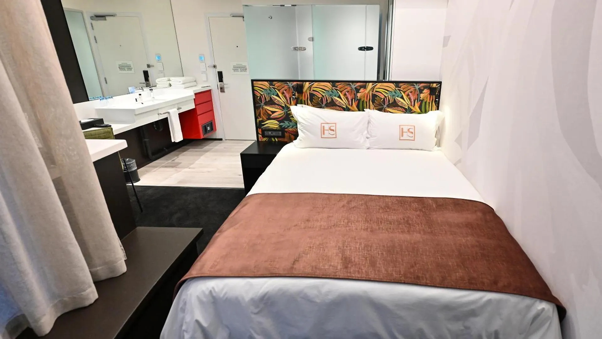 Hotel Sky Cape Town 4*,  South Africa