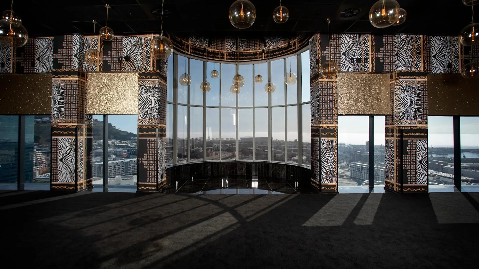 Hotel Sky Cape Town